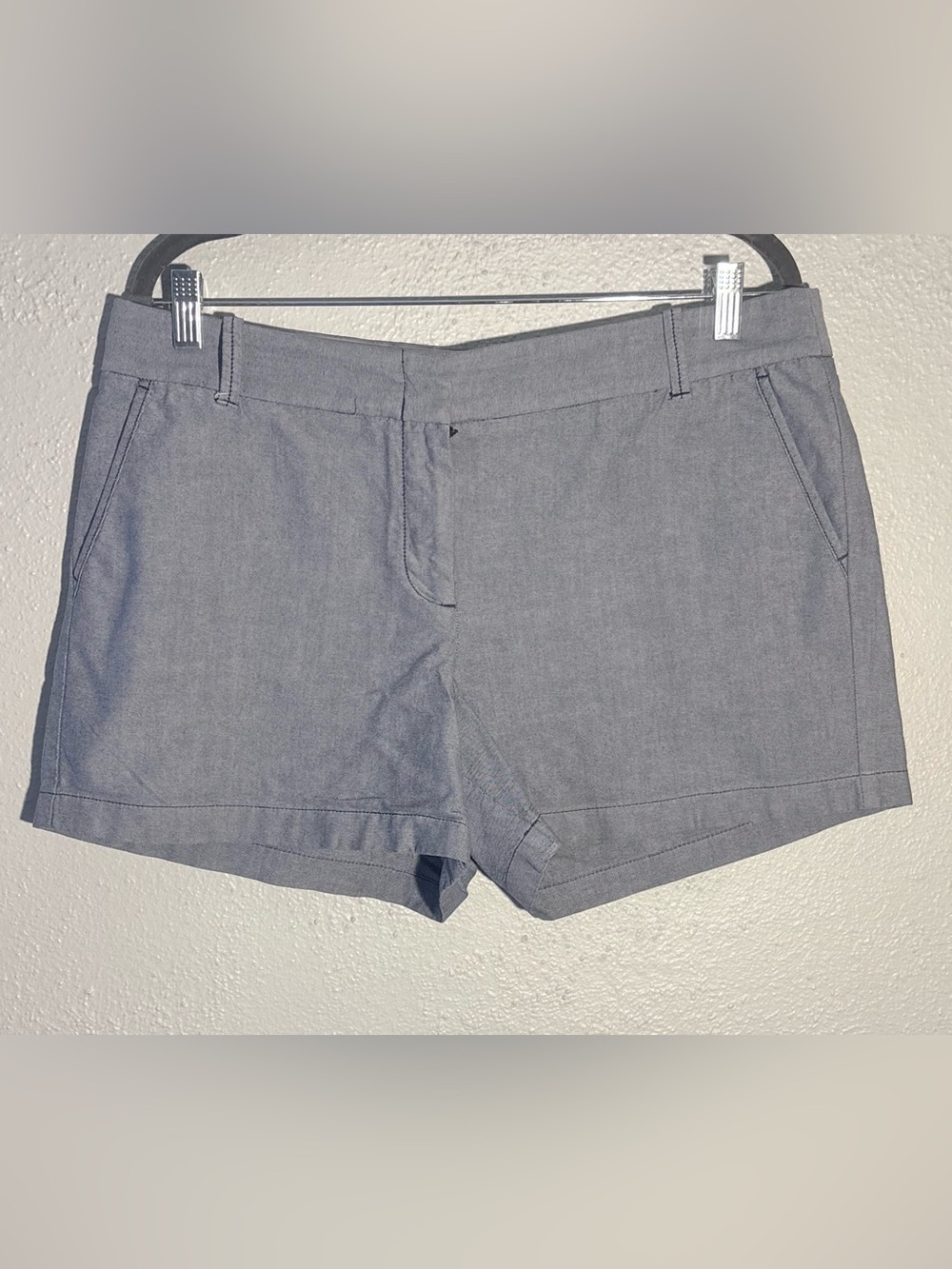 J.CREW Chambray Shorts Womens Size 14 Flat Front Chino Pockets Cotton Blue